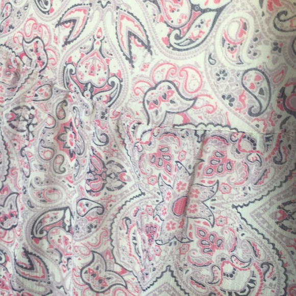 Xhilaration Medium thin short sleeve blouse - Picture 6 of 6